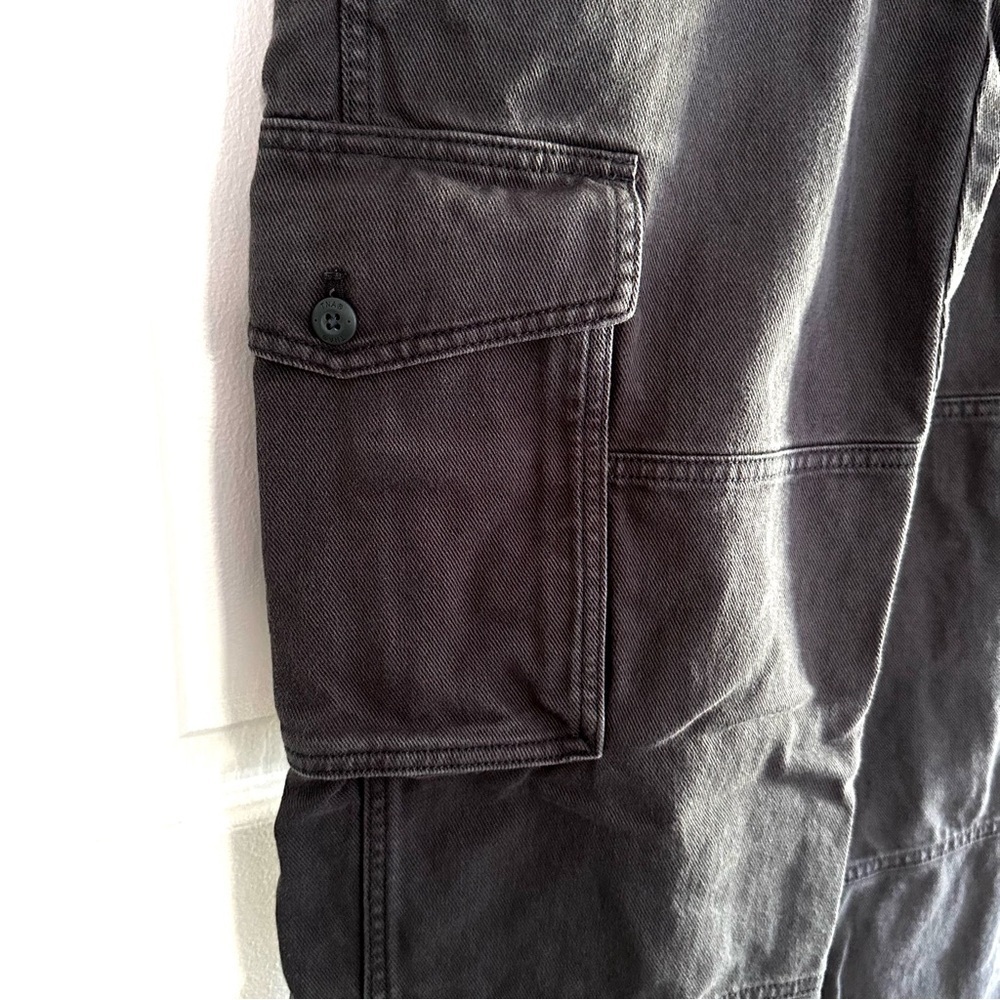 TNA Aritzia Cargo Pants Grey Pockets Carpenter Straight Leg Size 6 EUC - Picture 2 of 11